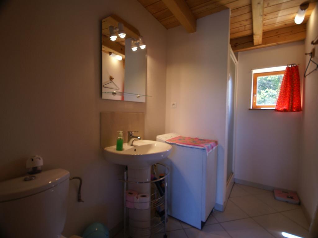 Cosy Holiday Home With Garden In Walscheid Extérieur photo