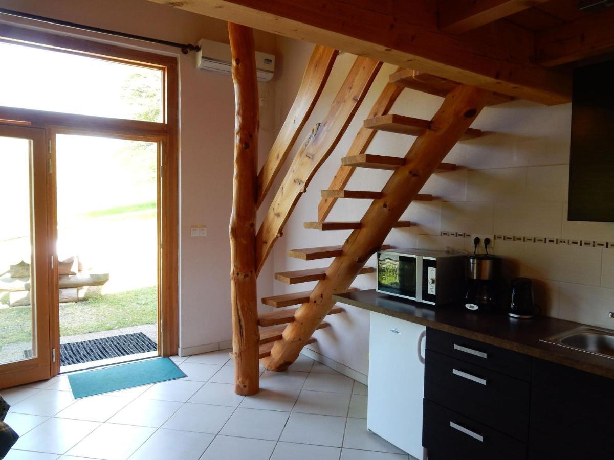 Cosy Holiday Home With Garden In Walscheid Extérieur photo