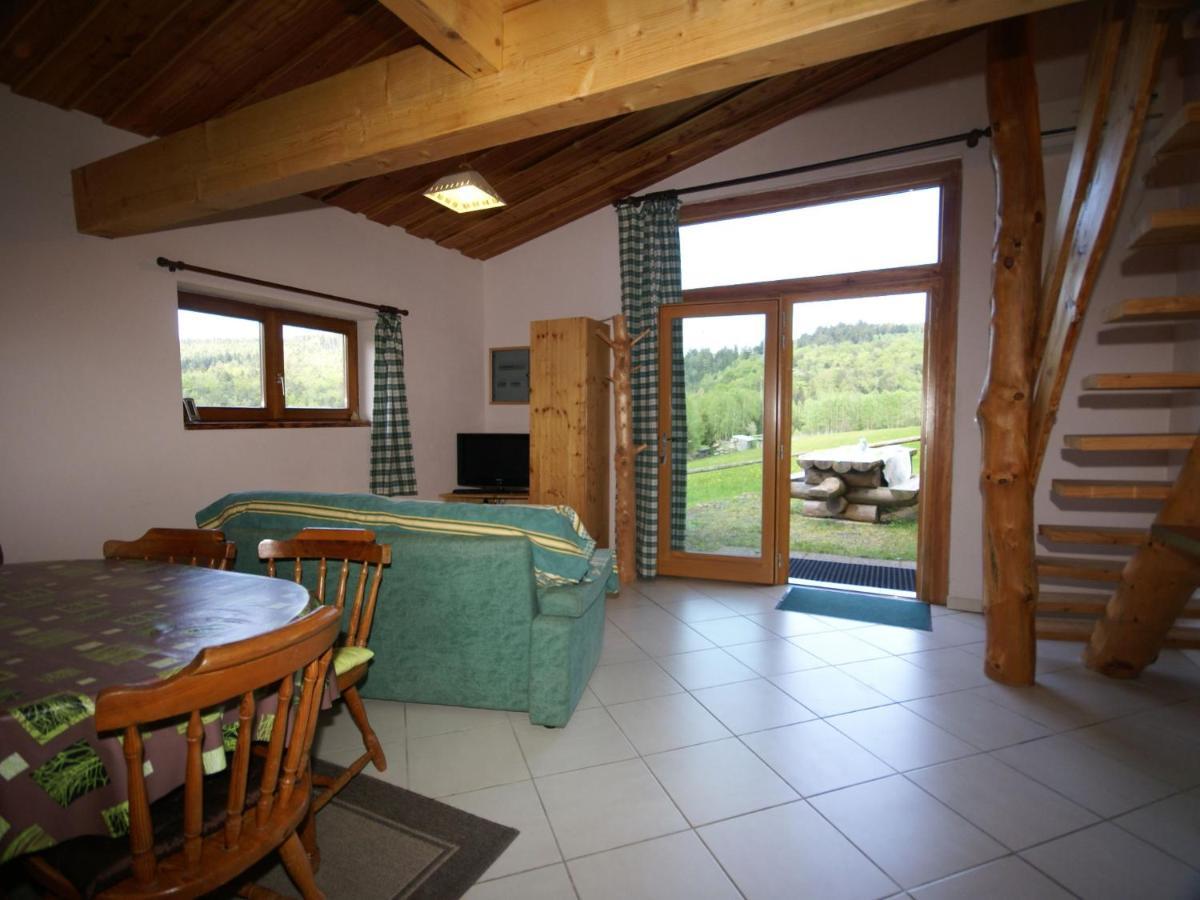 Cosy Holiday Home With Garden In Walscheid Extérieur photo