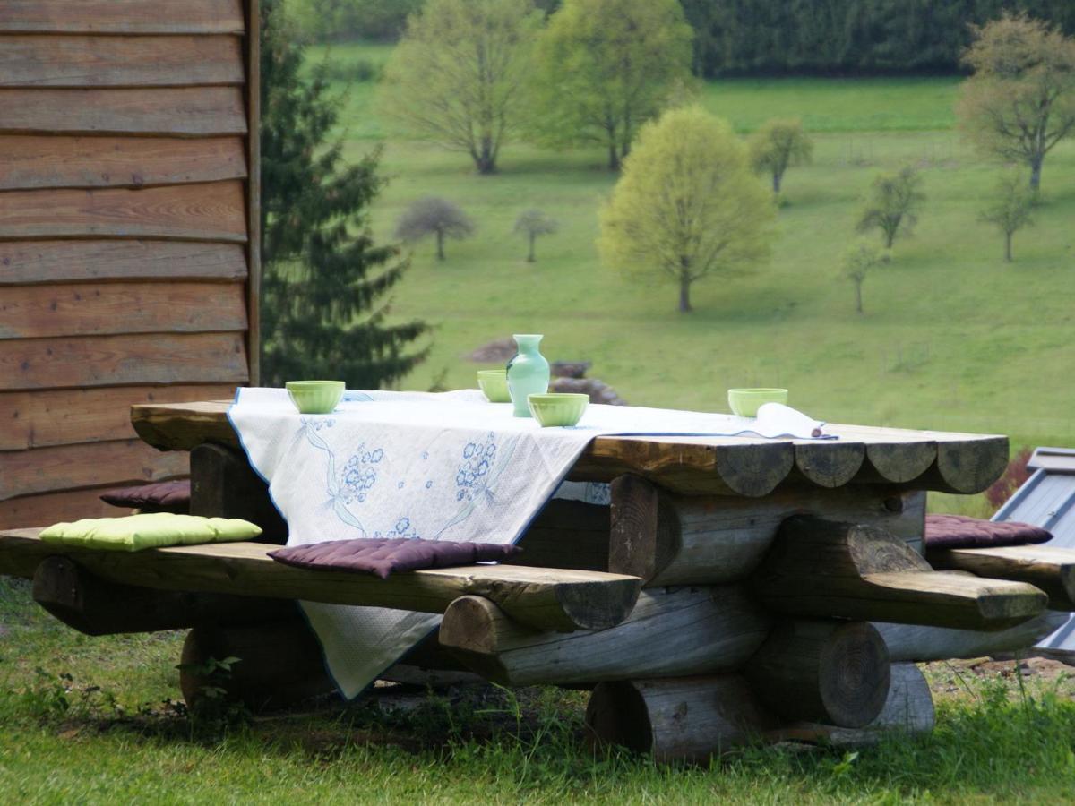 Cosy Holiday Home With Garden In Walscheid Extérieur photo