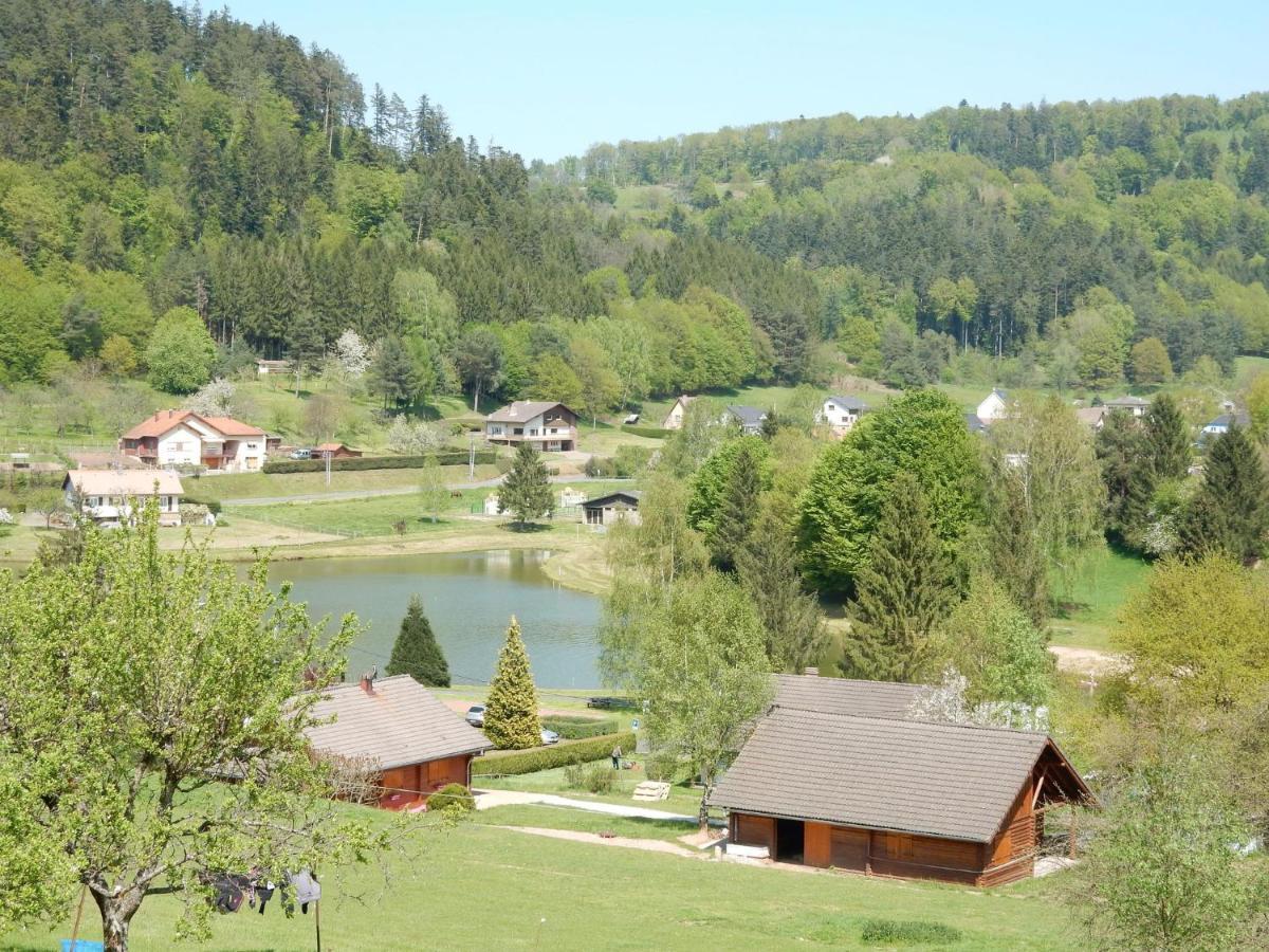 Cosy Holiday Home With Garden In Walscheid Extérieur photo